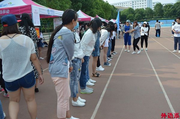 ok138cn太阳集团529举办“心理健康大集市”活动