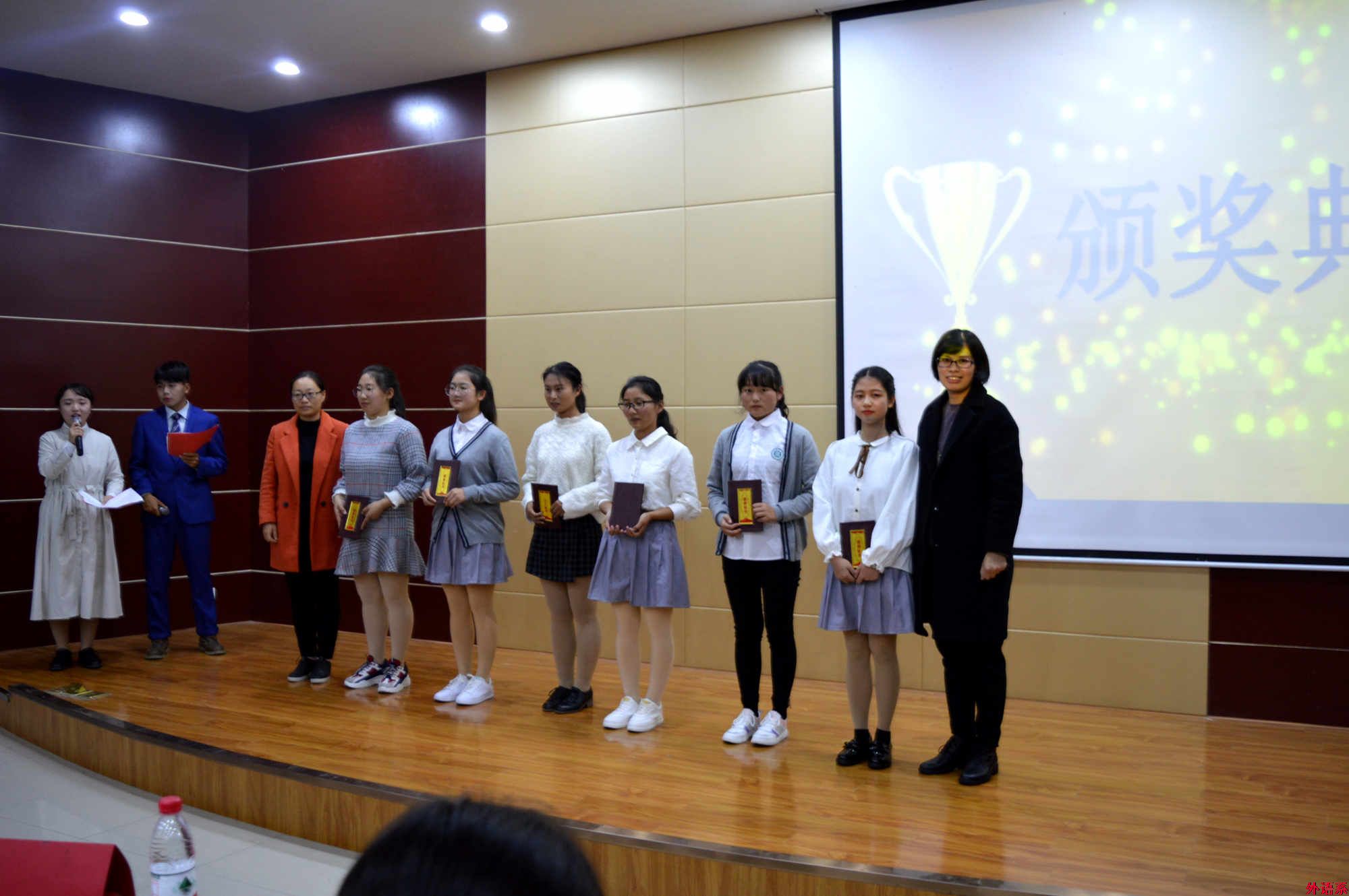 ok138cn太阳集团529成功举办第七届外语朗诵大赛