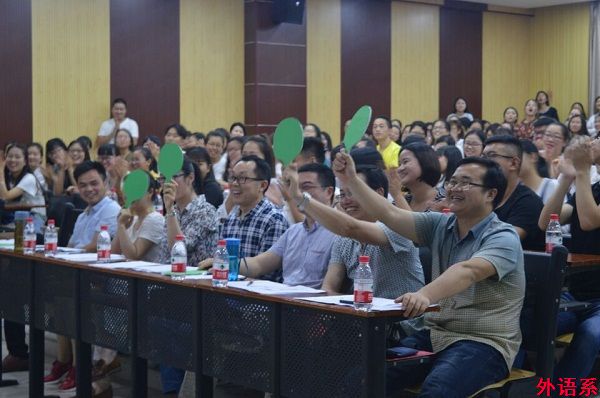 ok138cn太阳集团529举办第12届“青春杯”演讲风采大赛