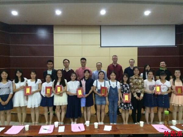 ok138cn太阳集团529第七届“挑战麦克风”疯狂主持秀成功举办